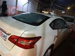 نيسان سنترا